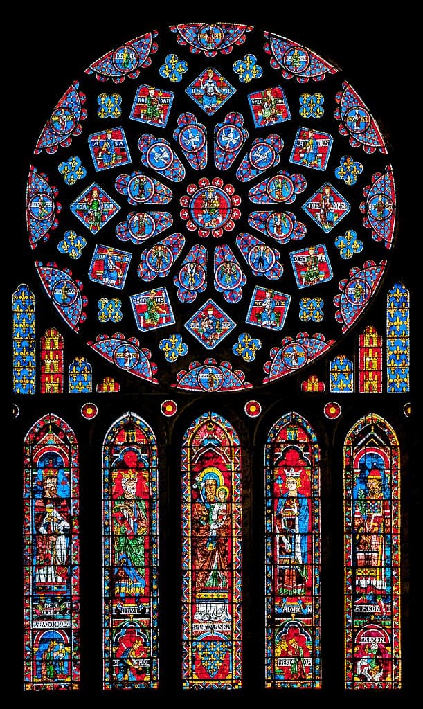シャトル大聖堂　バラ窓　ステンドグラス