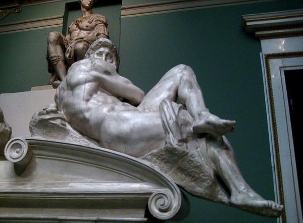 ミケランジェロ　メディチ家礼拝堂　